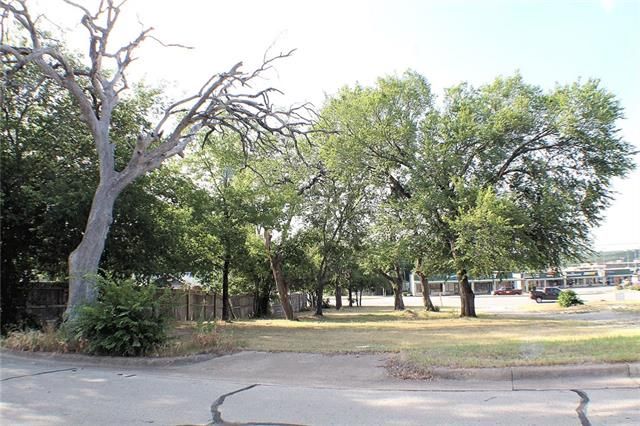 506 SW Big Bend Trl, Glen Rose, TX 76043
